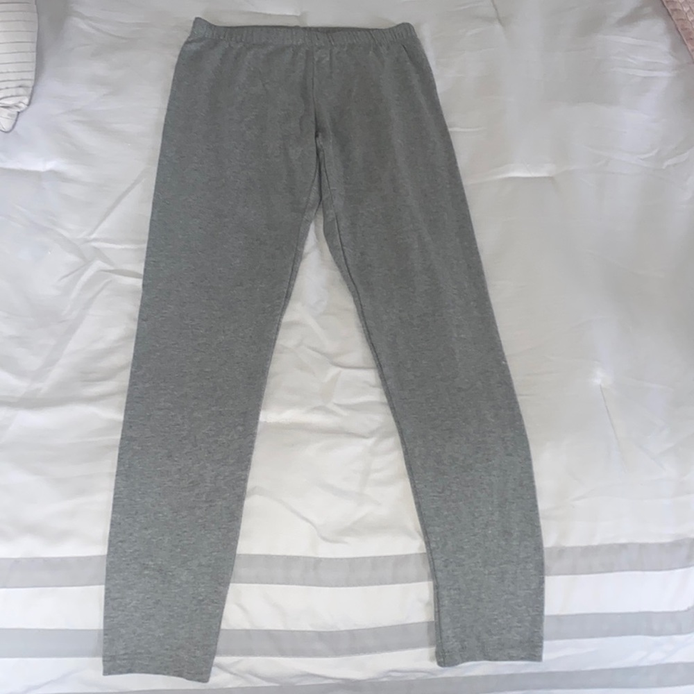 Grey leggings